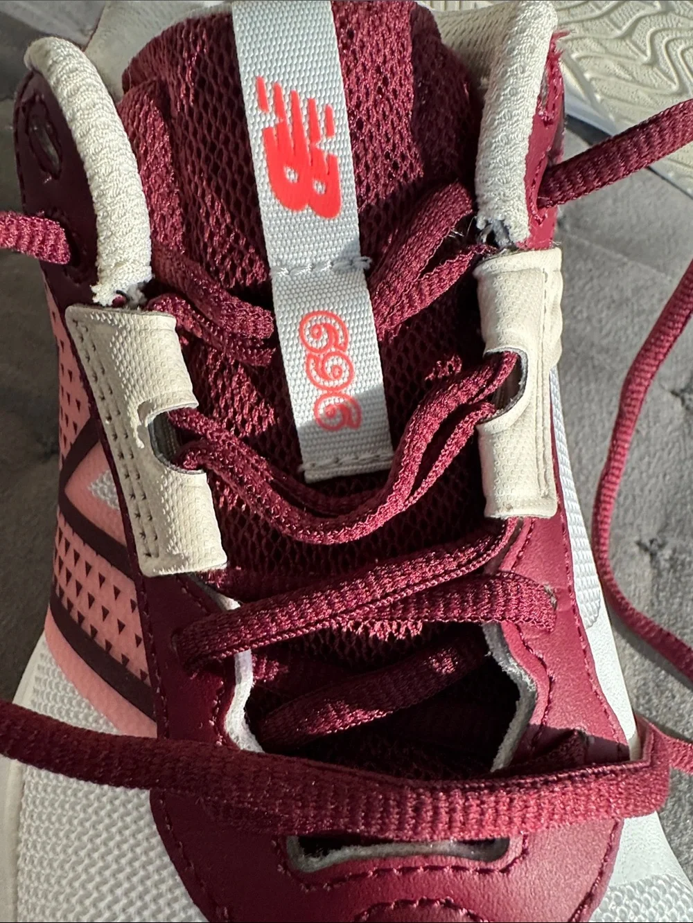 New Balance 696 Hard Court Tennis Shoes